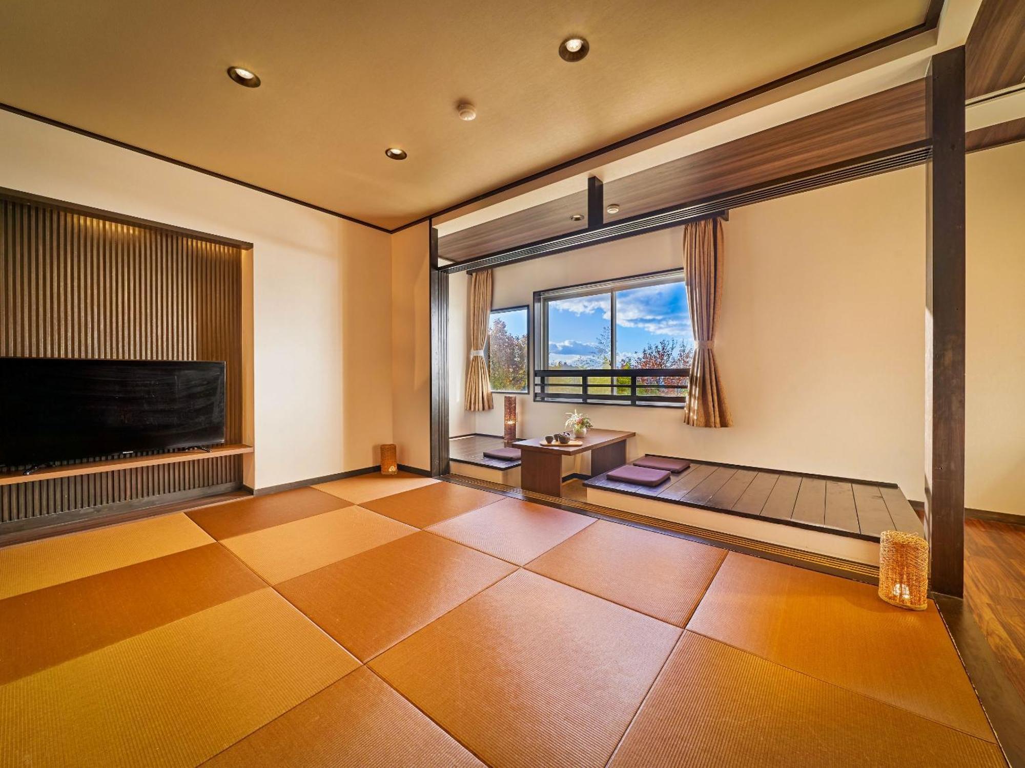 Hotel Ooedo Onsen Monogatari Dogo Matsuyama  Esterno foto