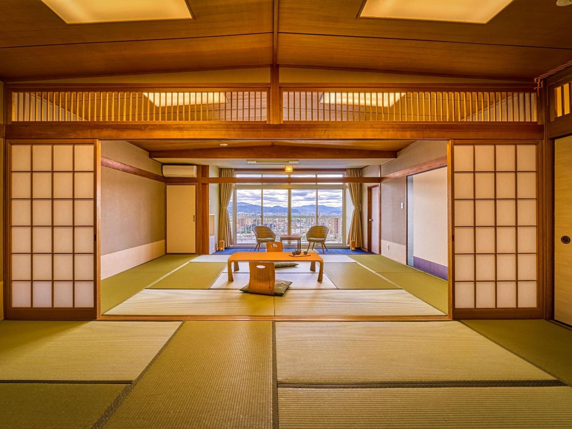 Hotel Ooedo Onsen Monogatari Dogo Matsuyama  Camera foto