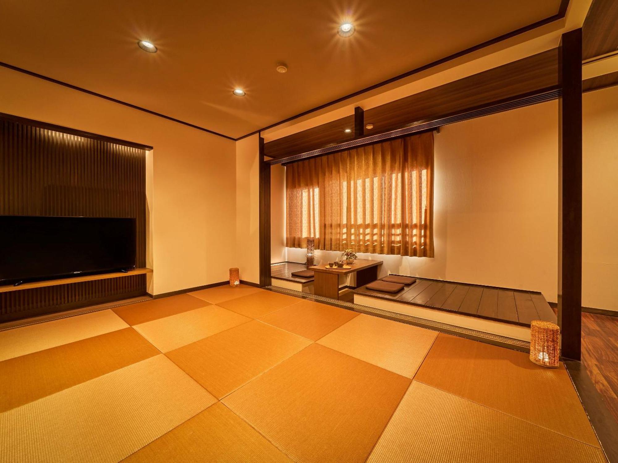 Hotel Ooedo Onsen Monogatari Dogo Matsuyama  Camera foto