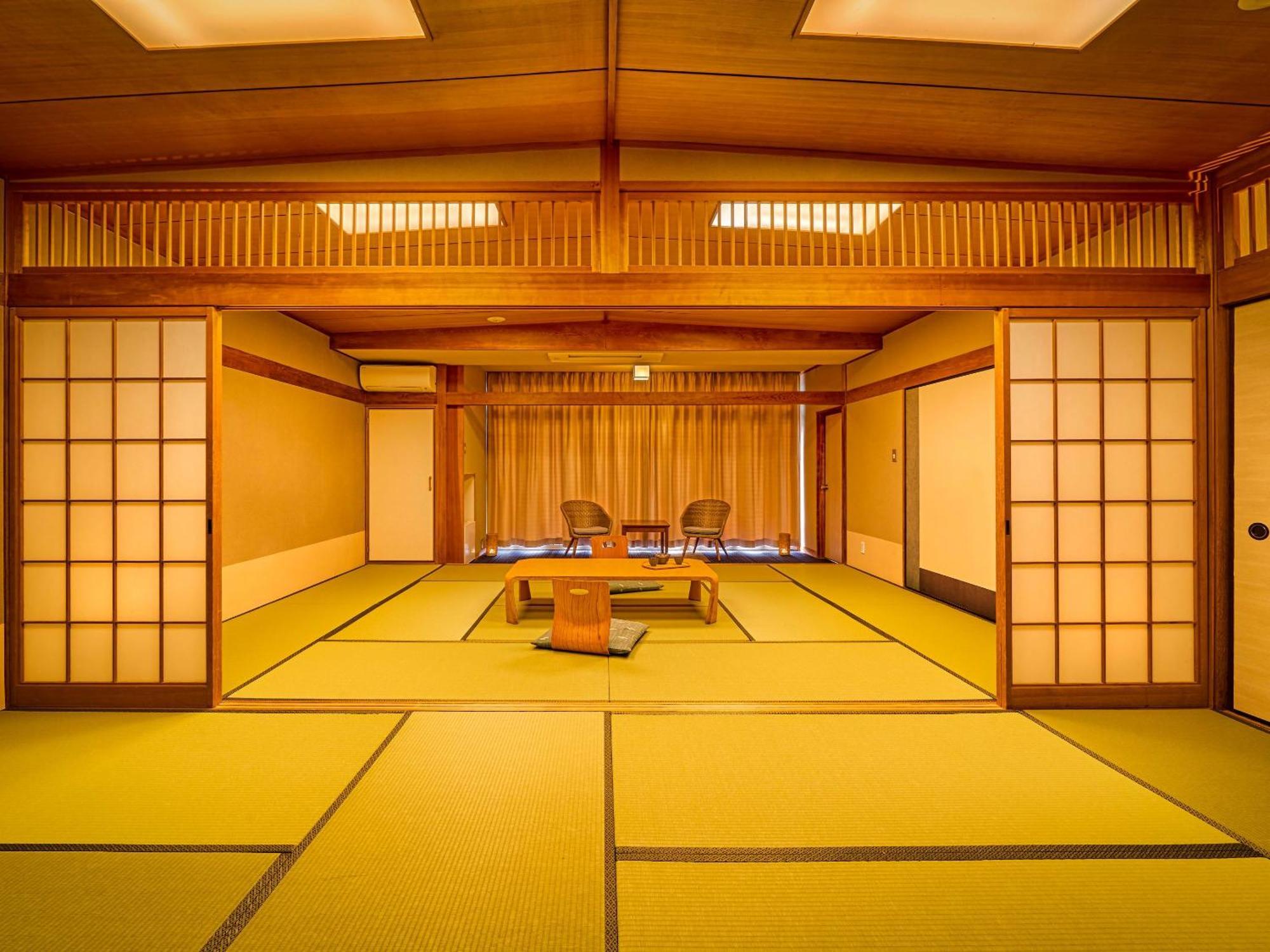 Hotel Ooedo Onsen Monogatari Dogo Matsuyama  Camera foto