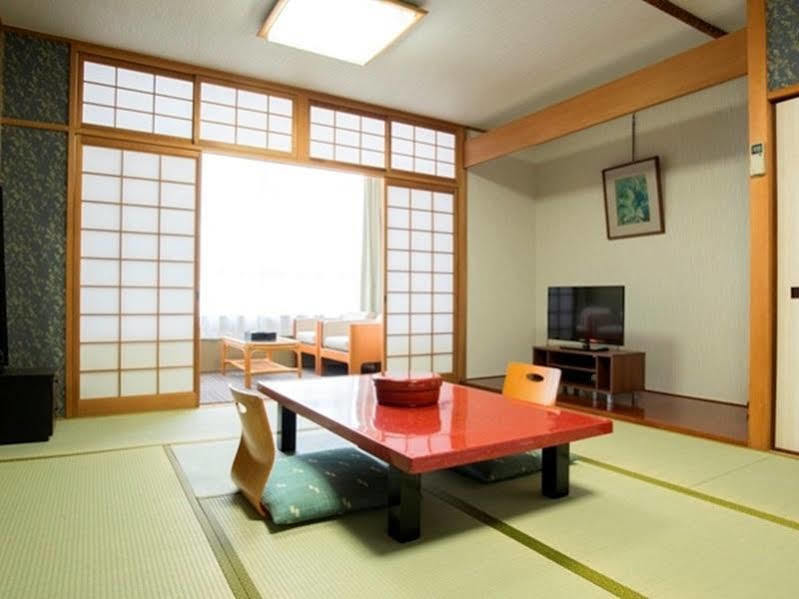 Hotel Ooedo Onsen Monogatari Dogo Matsuyama  Esterno foto